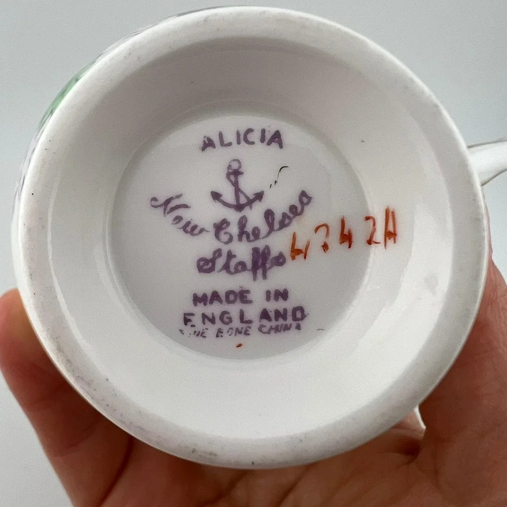 Vtg New Chelsea Staffs Alicia Cup Saucer Set Bone China England Floral Gold‎ Rim